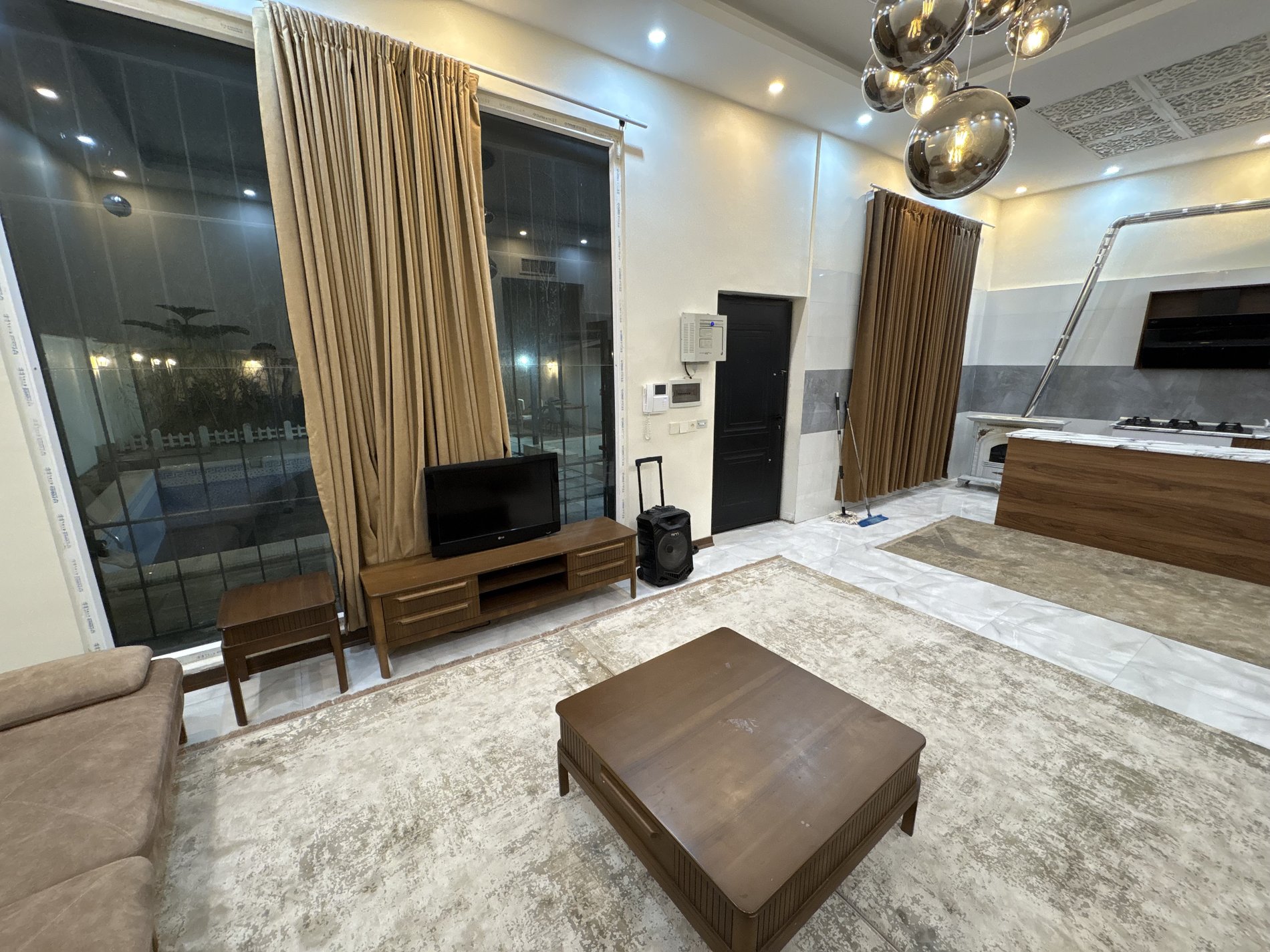 ویلا دو خوابه استخردار دی ان