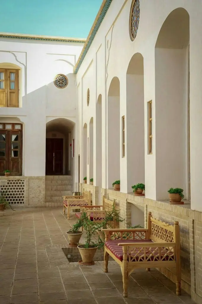 بوم گردی سرای فلاحتی - زمستان نشین جنوبی