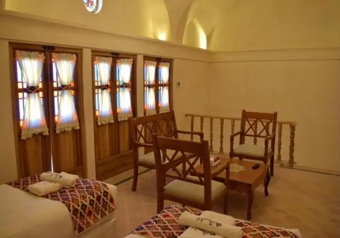 بوم گردی سرای فلاحتی - حوضخانه شرقی