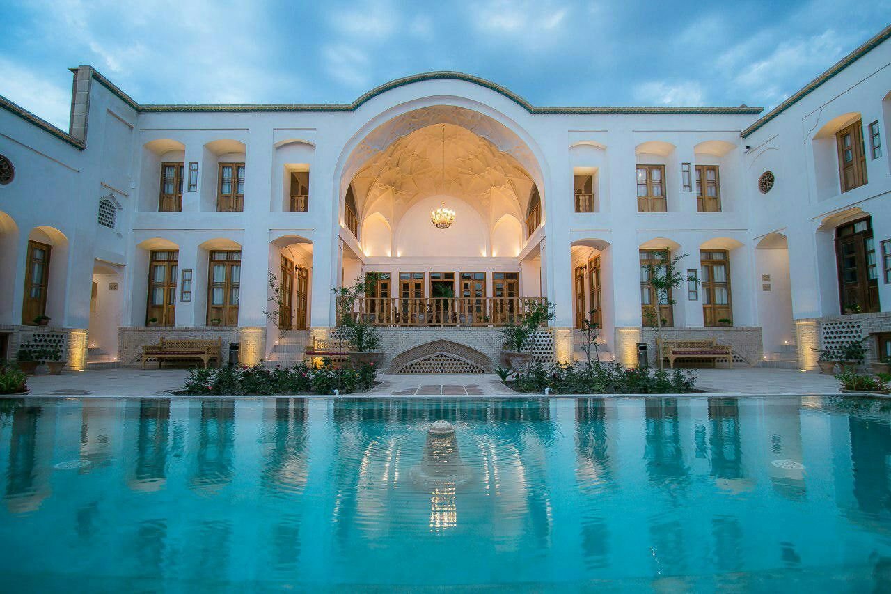 بوم گردی سرای فلاحتی - گوشواره دوم