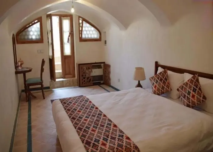 بوم گردی سرای فلاحتی - سردابچه سوم