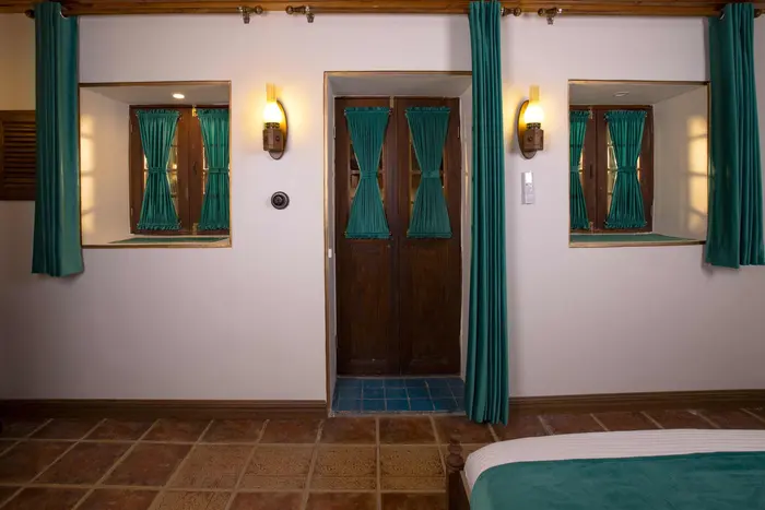 حاج رئیس - اتاق سه دری حمید