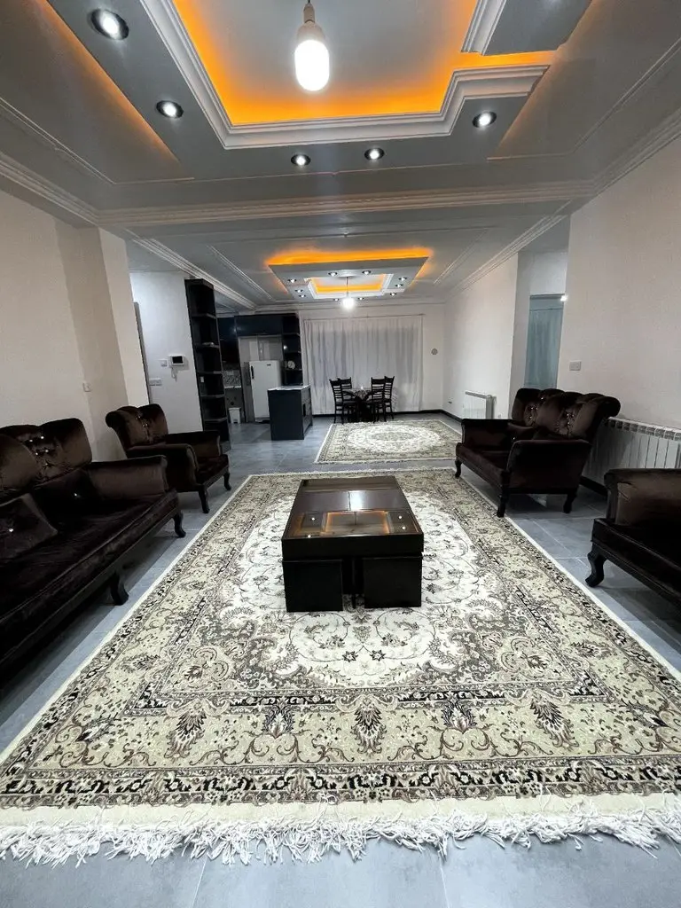 دوخوابه جنگلی نارون -  حال و پذیرایی