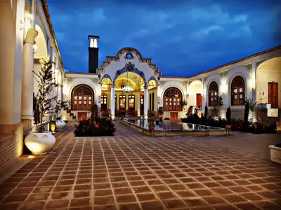 اقامتگاه سنتی یاسمین راهب - واحد چهارتخته ١٠٣