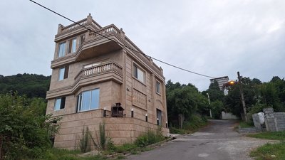 ویلا سه خوابه جنگلی استخردار آبگرم اربه کله