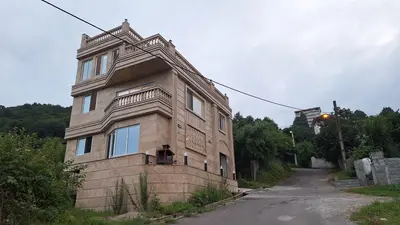 ویلا سه خوابه جنگلی استخردار آبگرم اربه کله