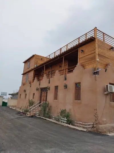 بومگردی ساحلی ورجی - واحد صدف