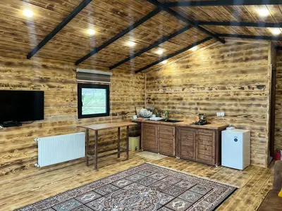 کلبه دوخوابه چوبی فرجام