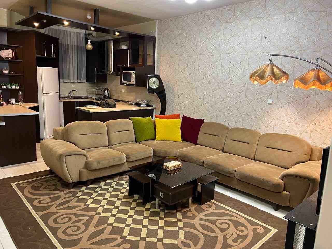 آپارتمان دوخوابه خوش طینت - پونک