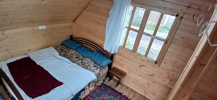 کلبه یک خوابه خِشی