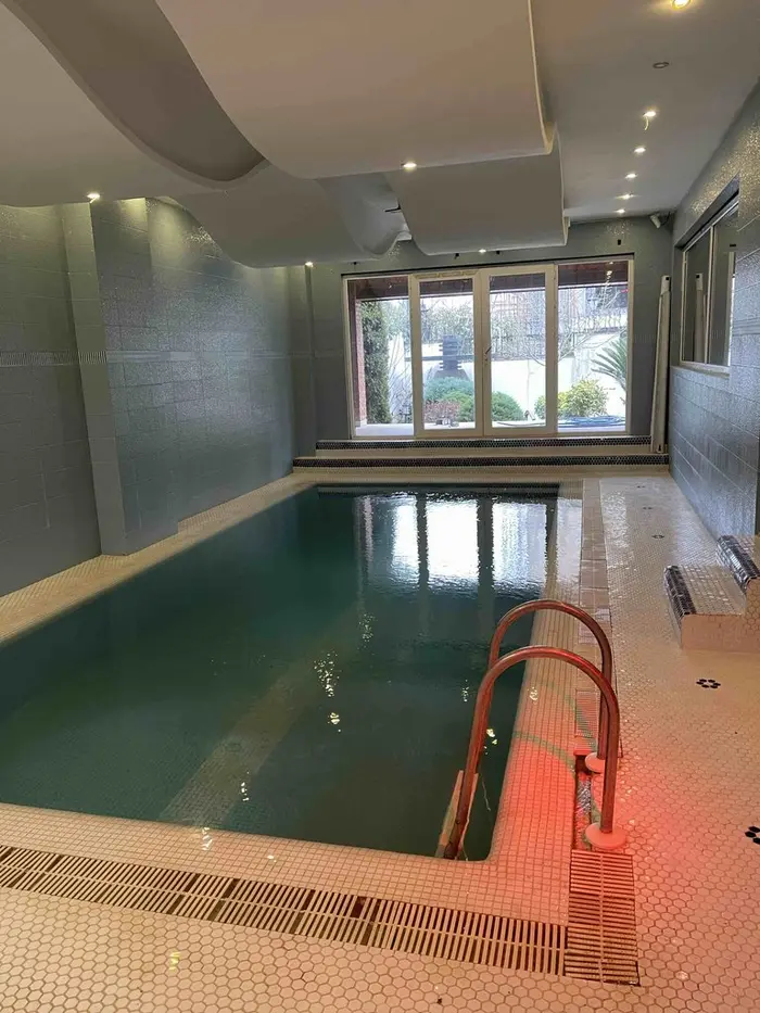 سه خوابه استخردار آبگرم اسفندیاری