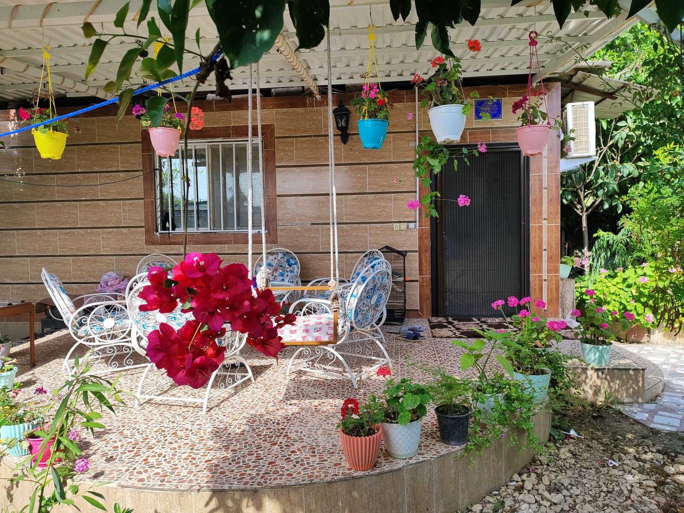 یک خوابه نرگس فرح آباد