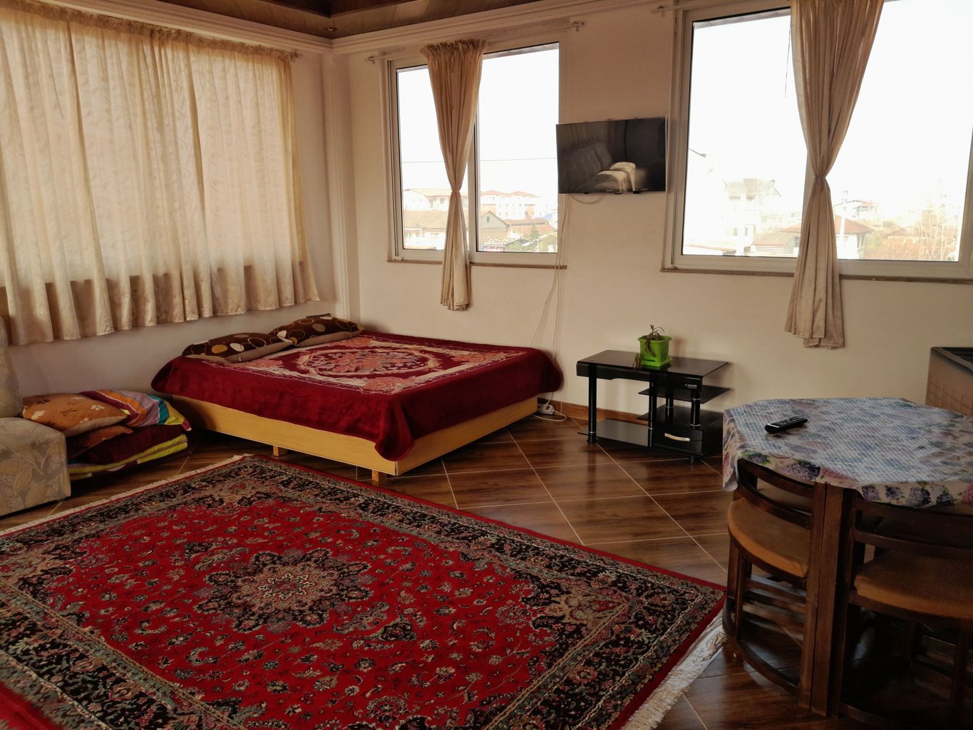 فلت شعبانیان ۳