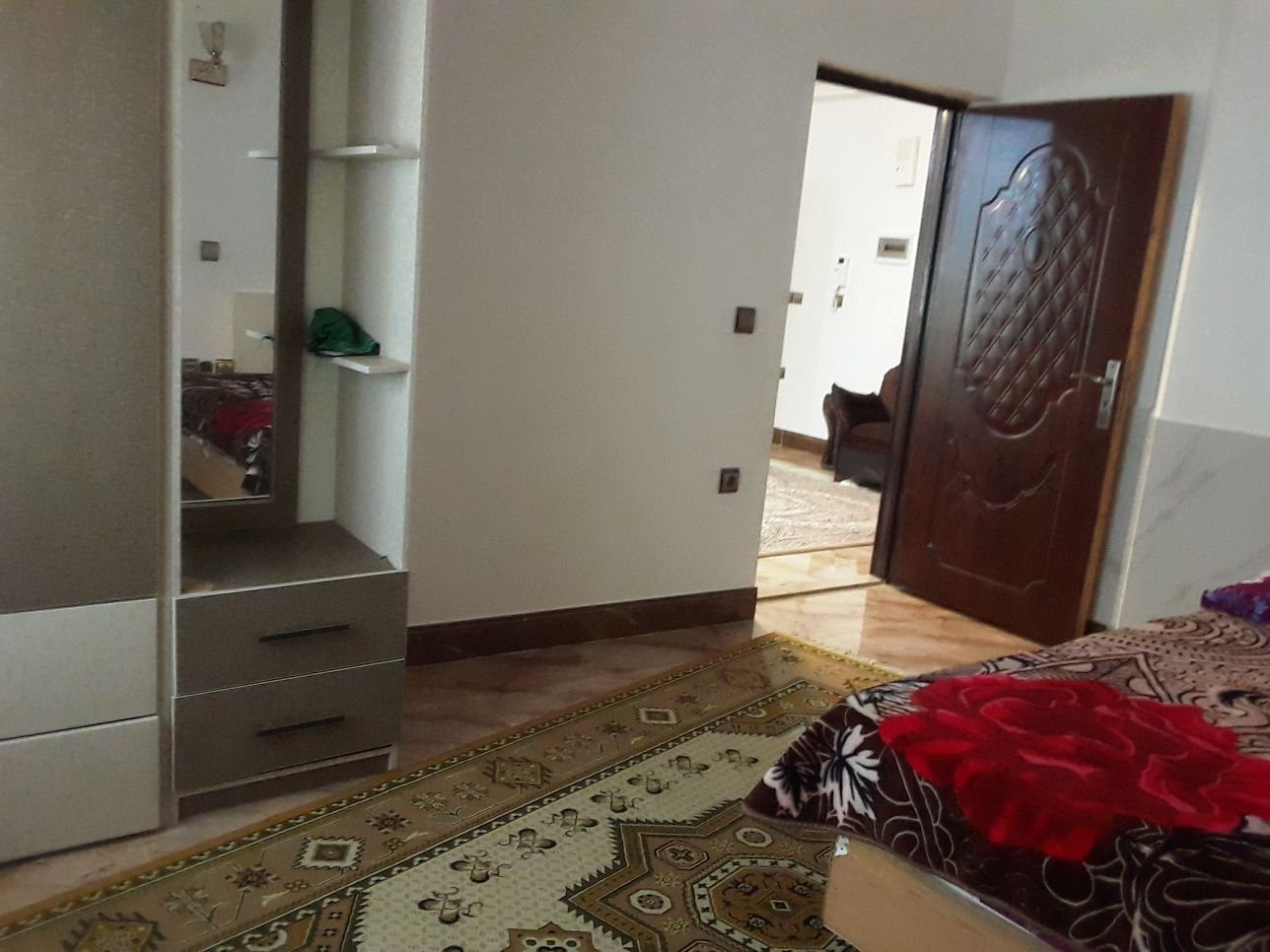 آپارتمان یک خوابه شعبانیان ۲