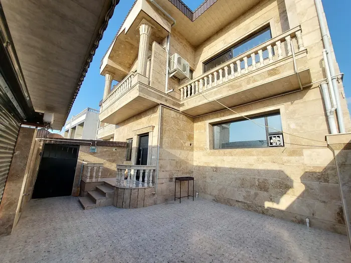 ویلا دوبلکس استخردار دوخوابه ۲۴۶