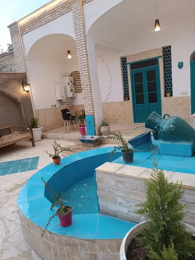 اقامتگاه سنتی آرامش - واحد مه ترنج