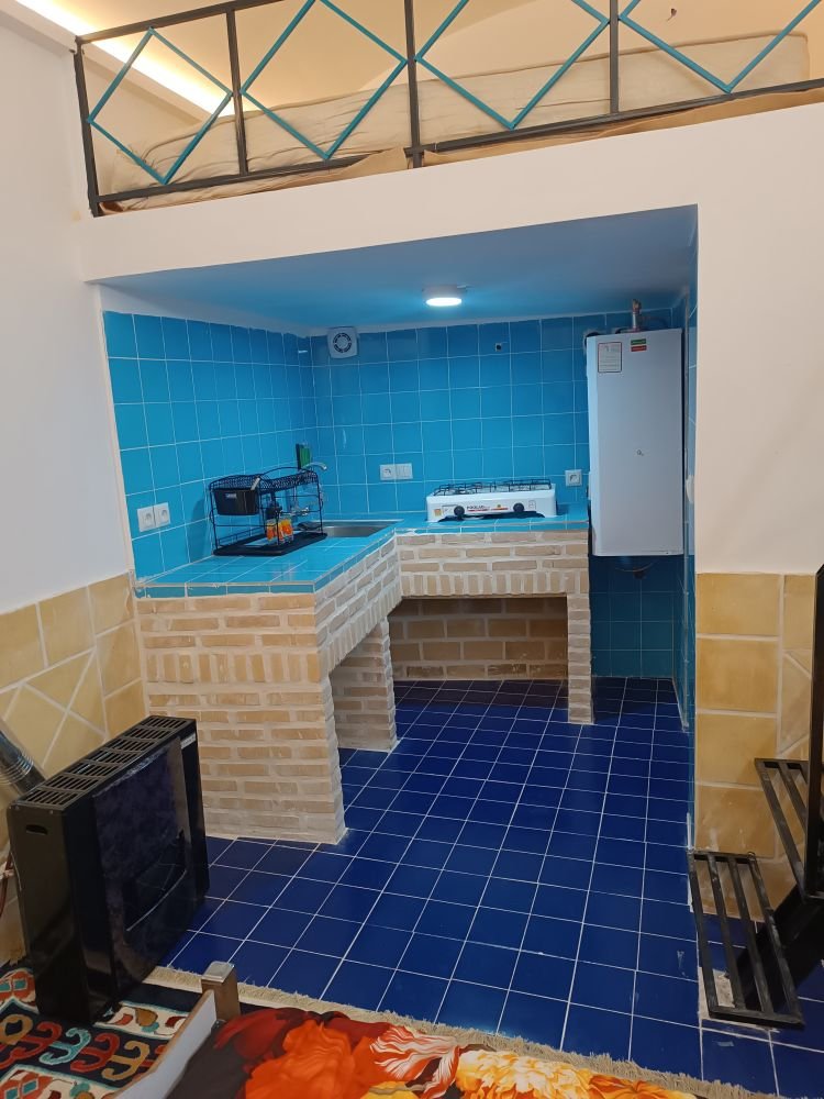 اقامتگاه سنتی آرامش - واحد مه ترنج