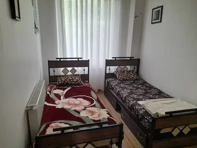 آپارتمان دوخوابه موحدی