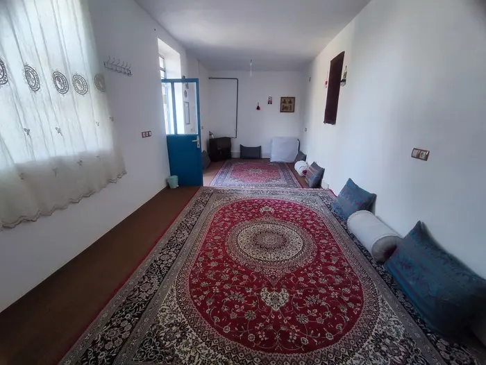 بوم گردی اقامتگاه قهرمان بابکان - اتاق صنم