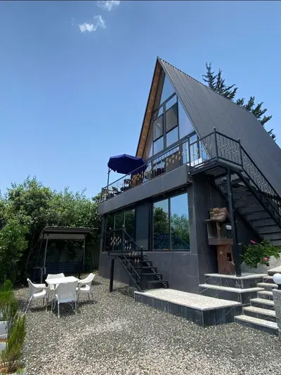 کلبه دوخوابه سوئیسی استخردار آبگرم شهریار