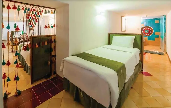 اقامتگاه سنتی كرياس - واحد سه تخته استاندارد 6