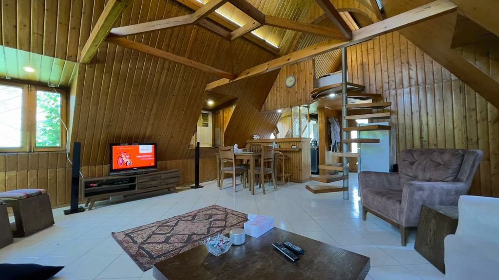 یک خوابه ساحلی نگین