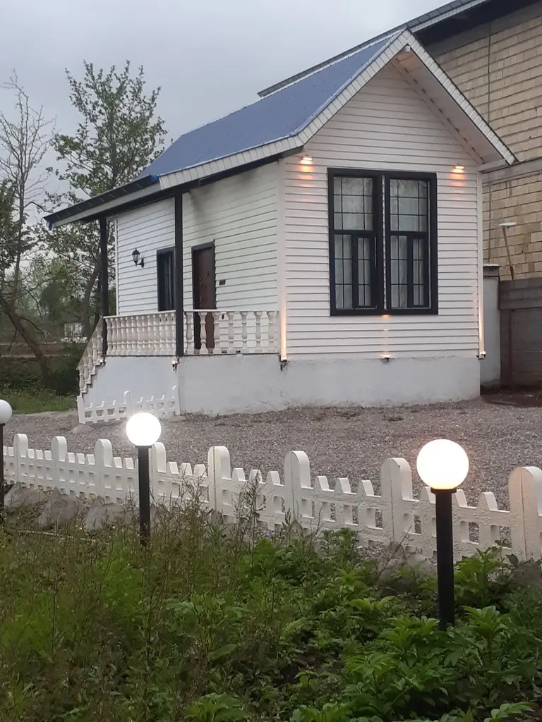 کلبه یک خوابه چوبی یونانی شکوری