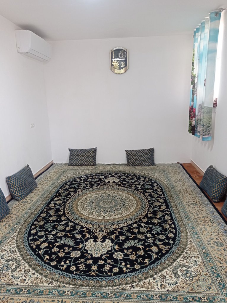 نورا سیازگه - واحد 1