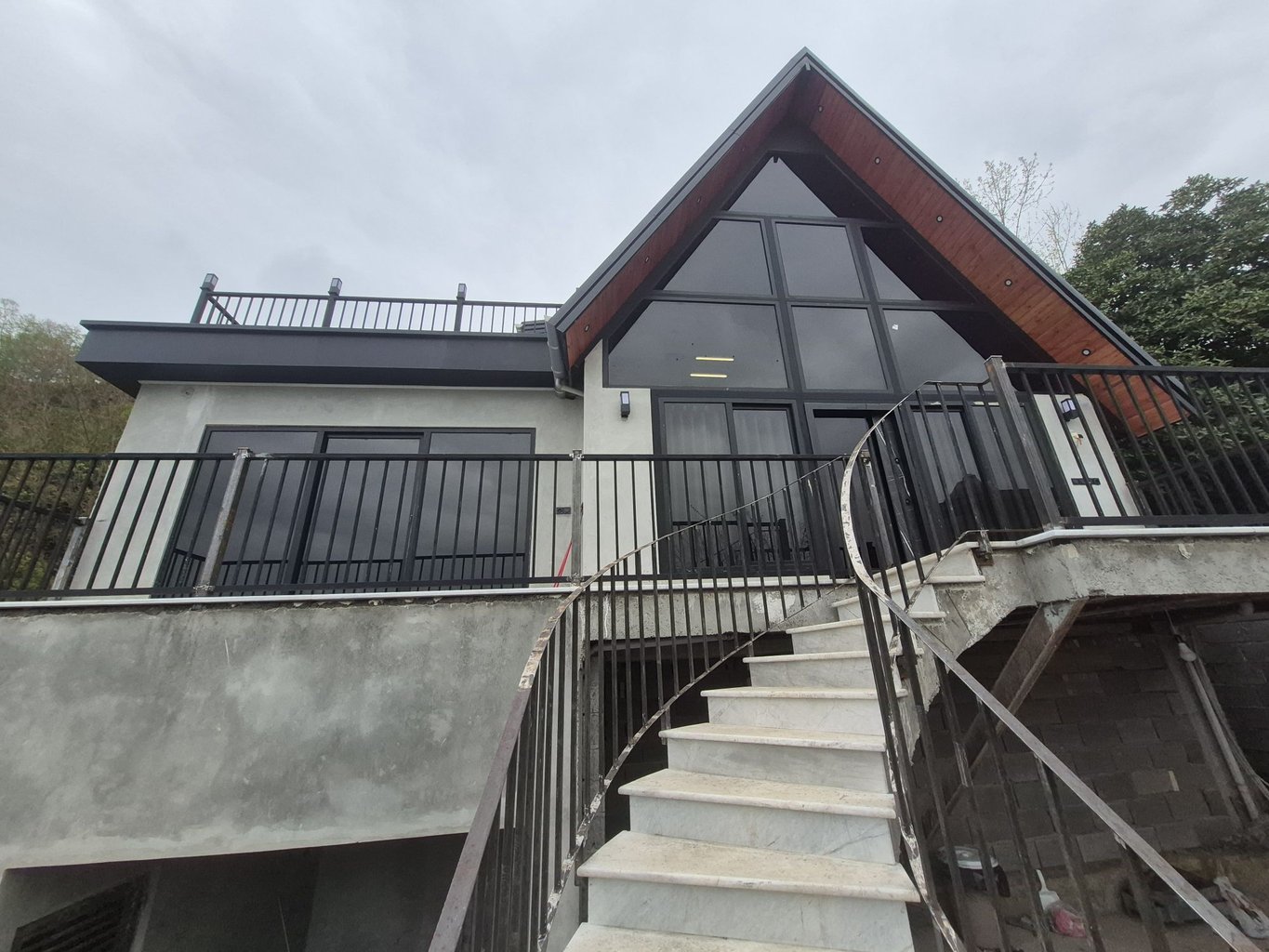 کلبه دوخوابه دوبلکس استخردار آبگرم سایه گردو