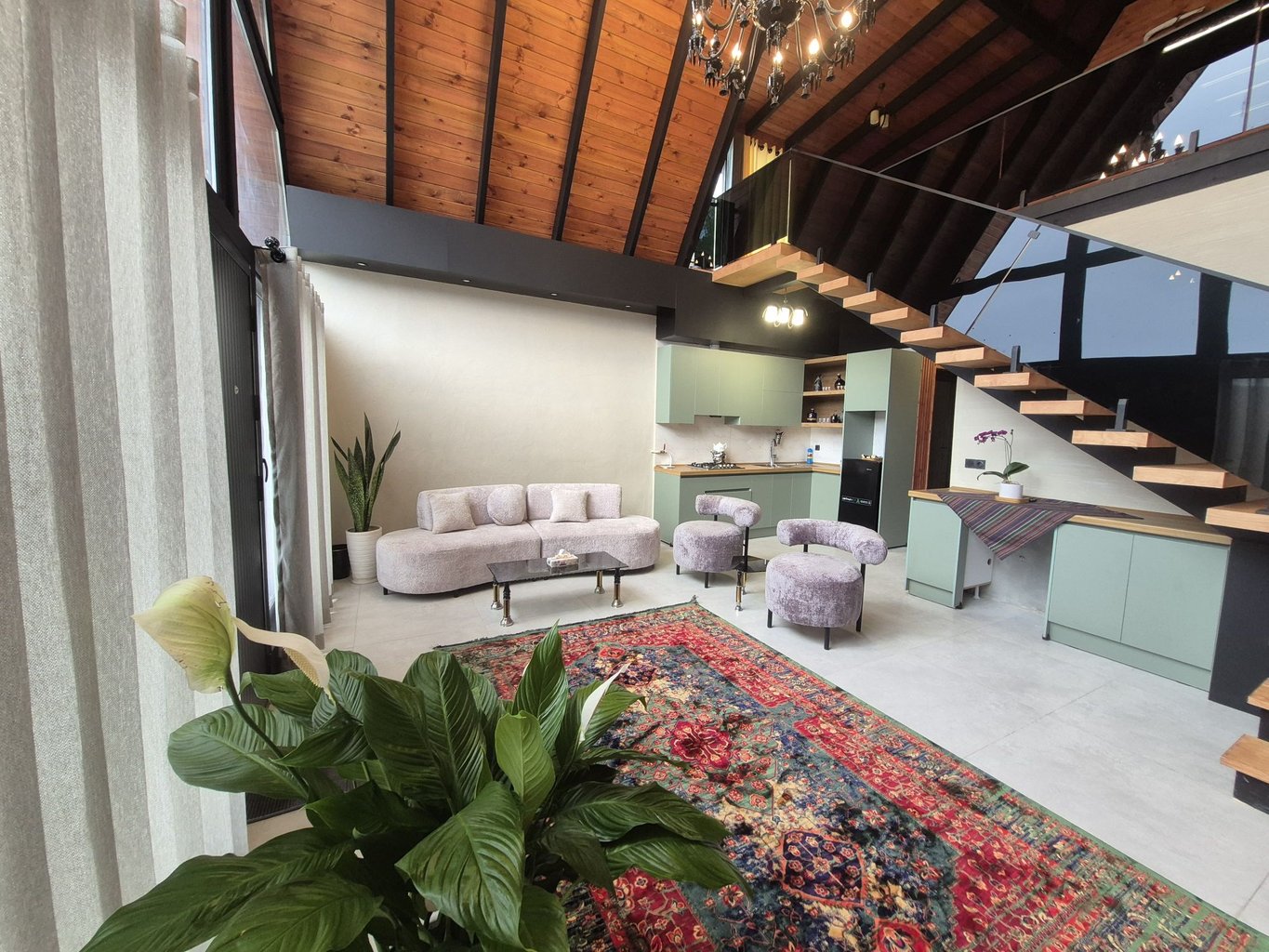 کلبه دوخوابه دوبلکس استخردار آبگرم سایه گردو