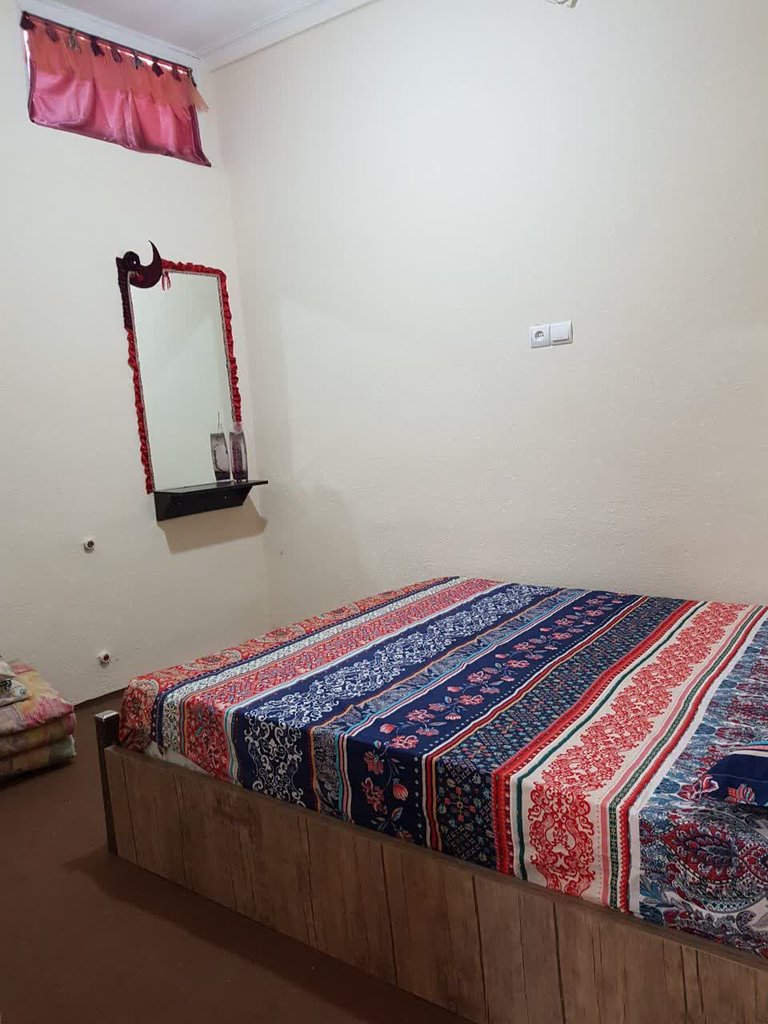 بومگردی بومگردی روژان مشهد - روژان - واحد گیلک