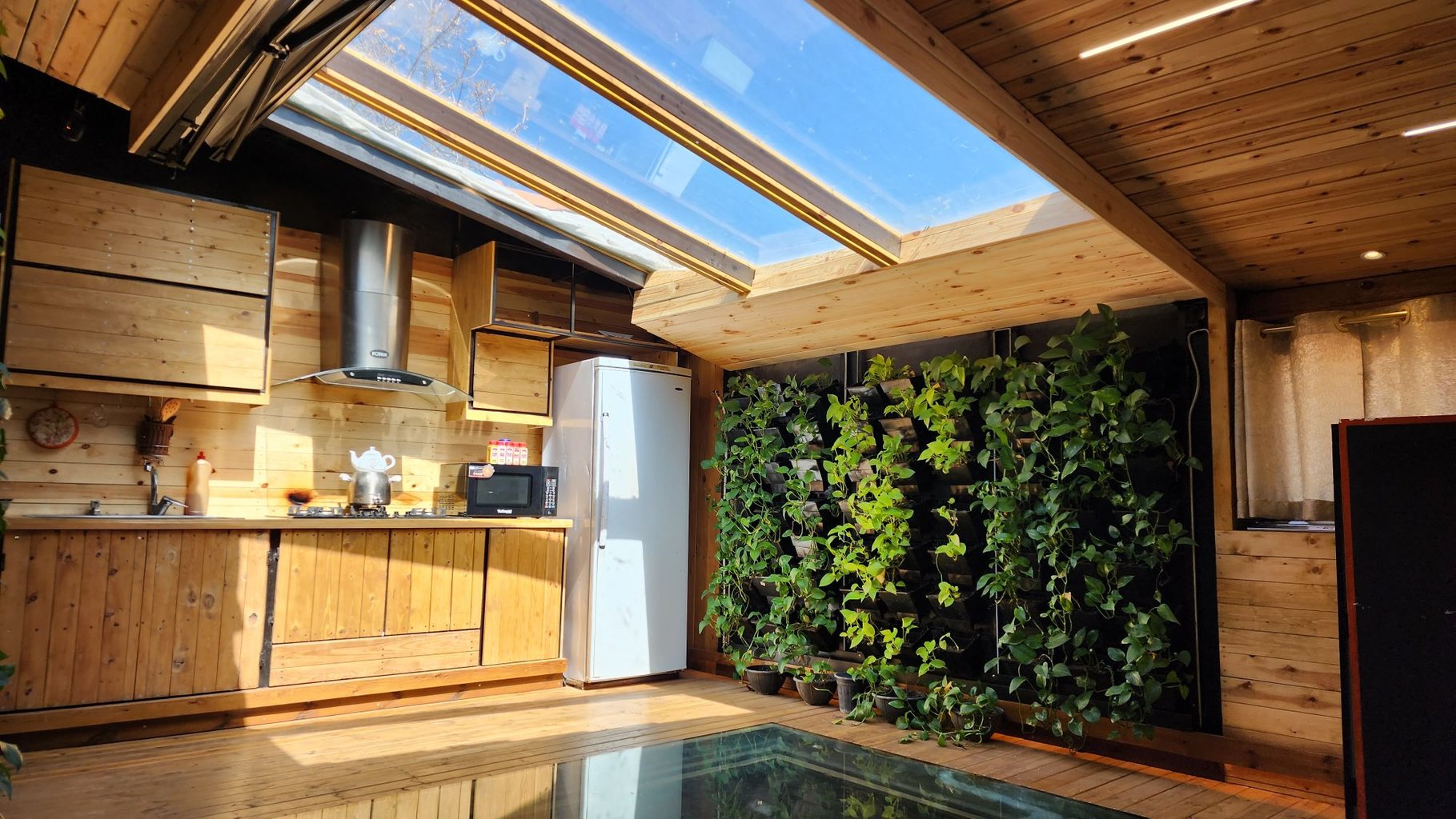 ویلا سه خوابه جنگلي دلوين