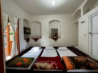 بومگردی سرای سوشید - واحد آبانگان