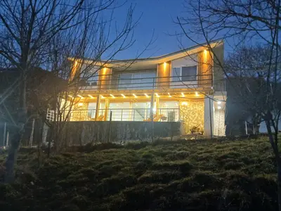 ویلا دوخوابه کوهستانی لیا 6