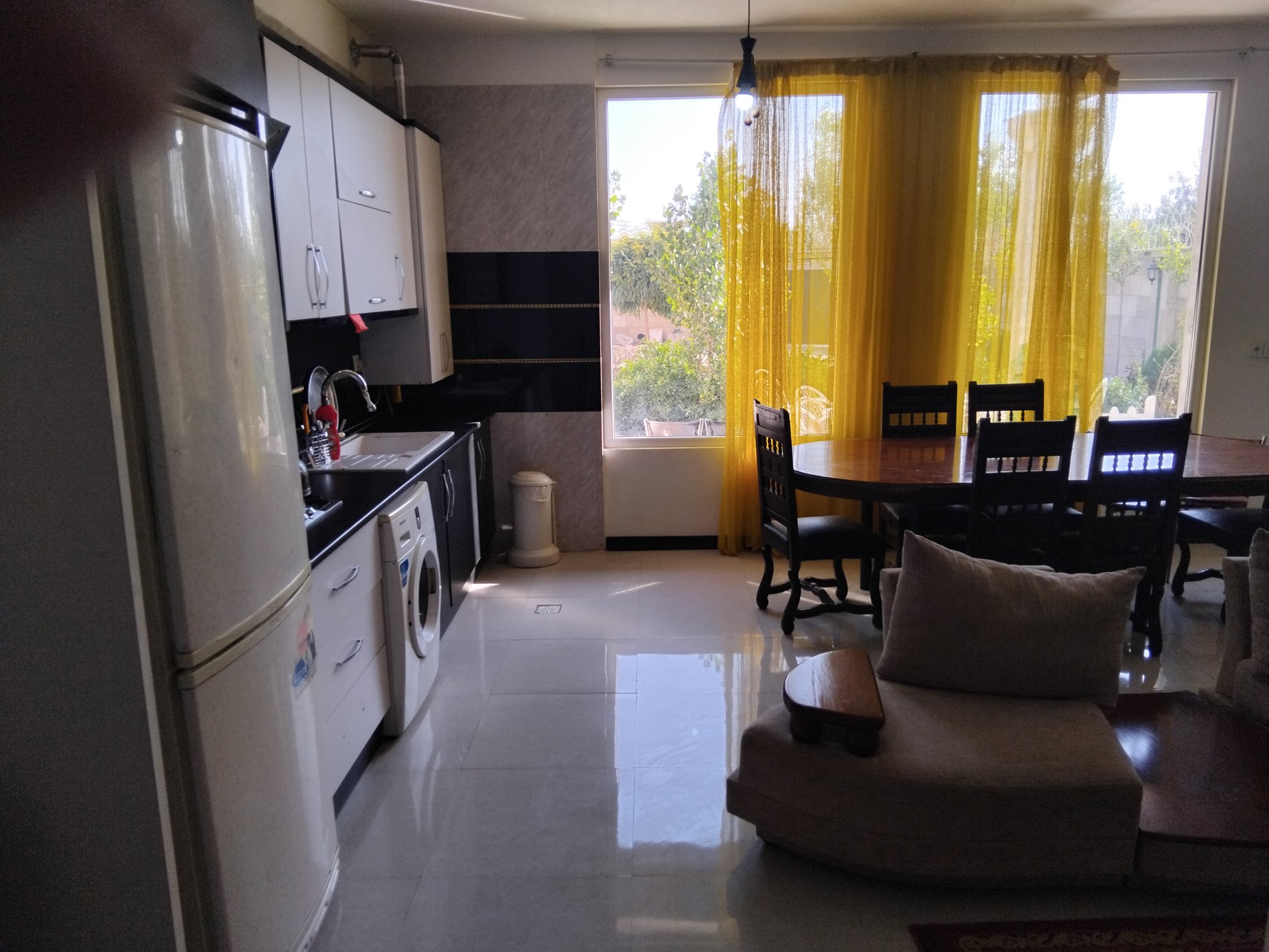 ویلا دوخوابه استخردار آبگرم رمنده 1