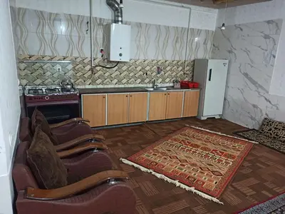 اقامتگاه سنتی یک خوابه باغ سنگی