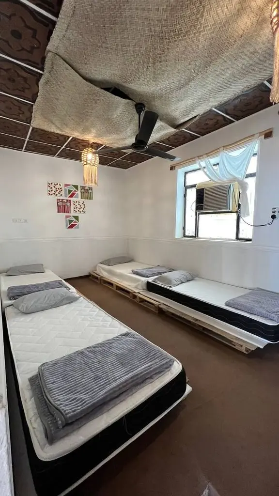 بوم گردی مو سی تو - واحد موج