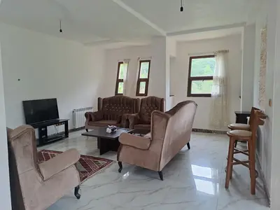 ویلا چهارخوابه جنگلی دوبکس لادن