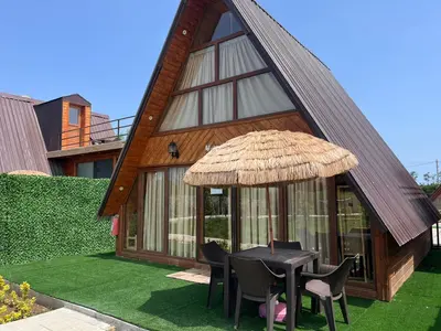 کلبه یک خوابه تینا