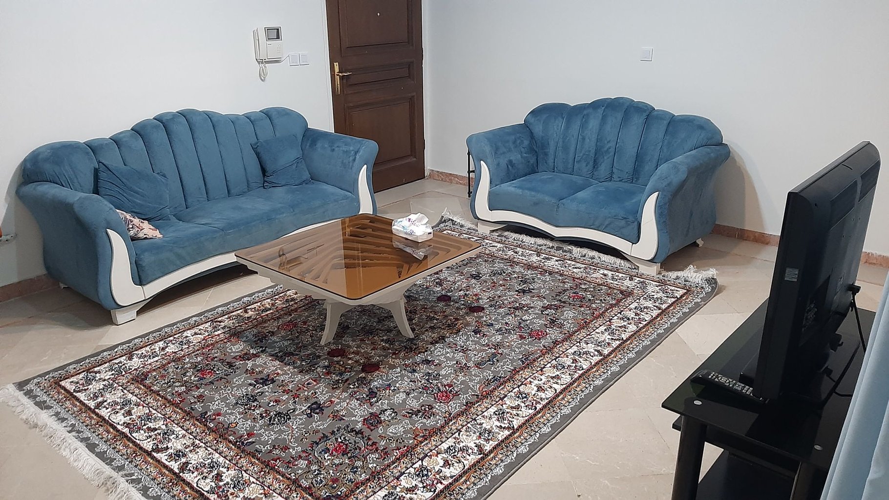 آپارتمان یک خوابه سورپرایز 3 میدان سپاه