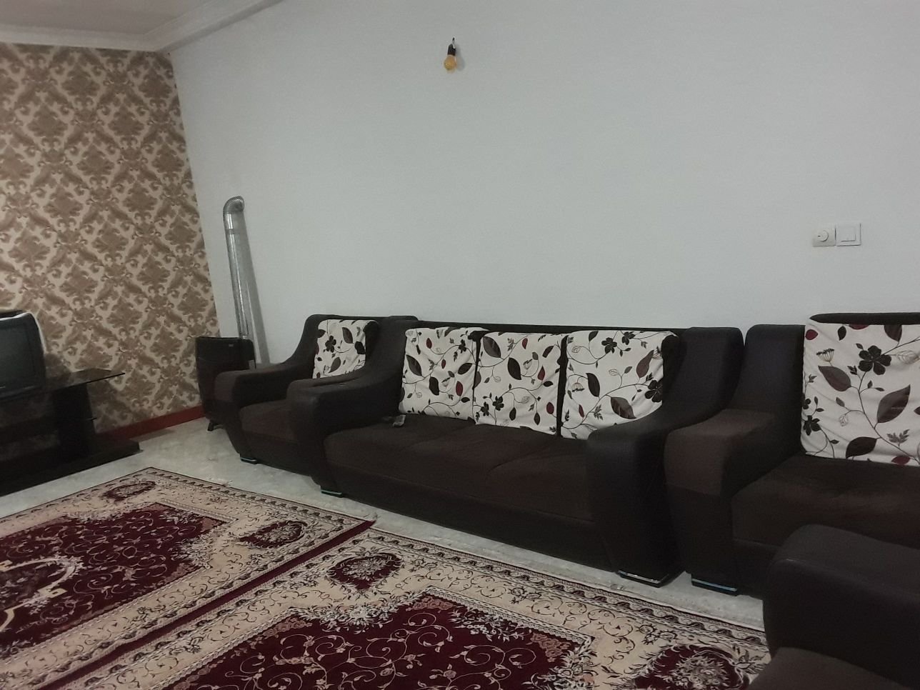 ویلا دوخوابه ساحلی زیبا - حال