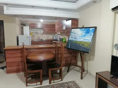 آپارتمان دوخوابه زارعیان