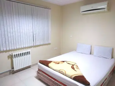 آپارتمان دوخوابه زارعیان