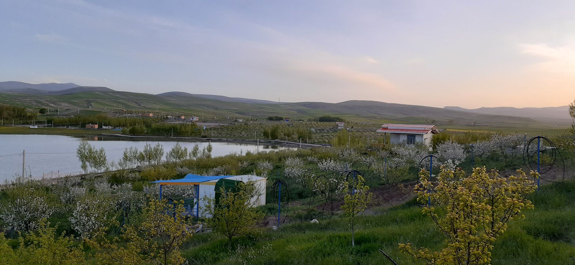 یک خوابه کوهستانی فانوس