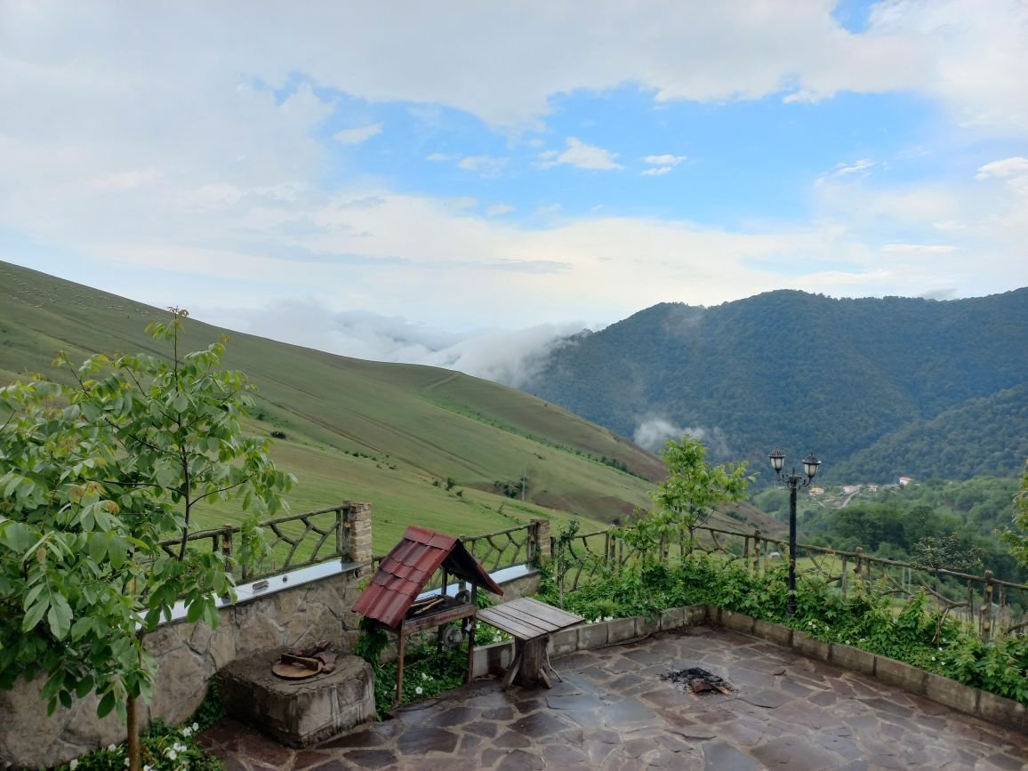 دوخوابه سرای روشن ده