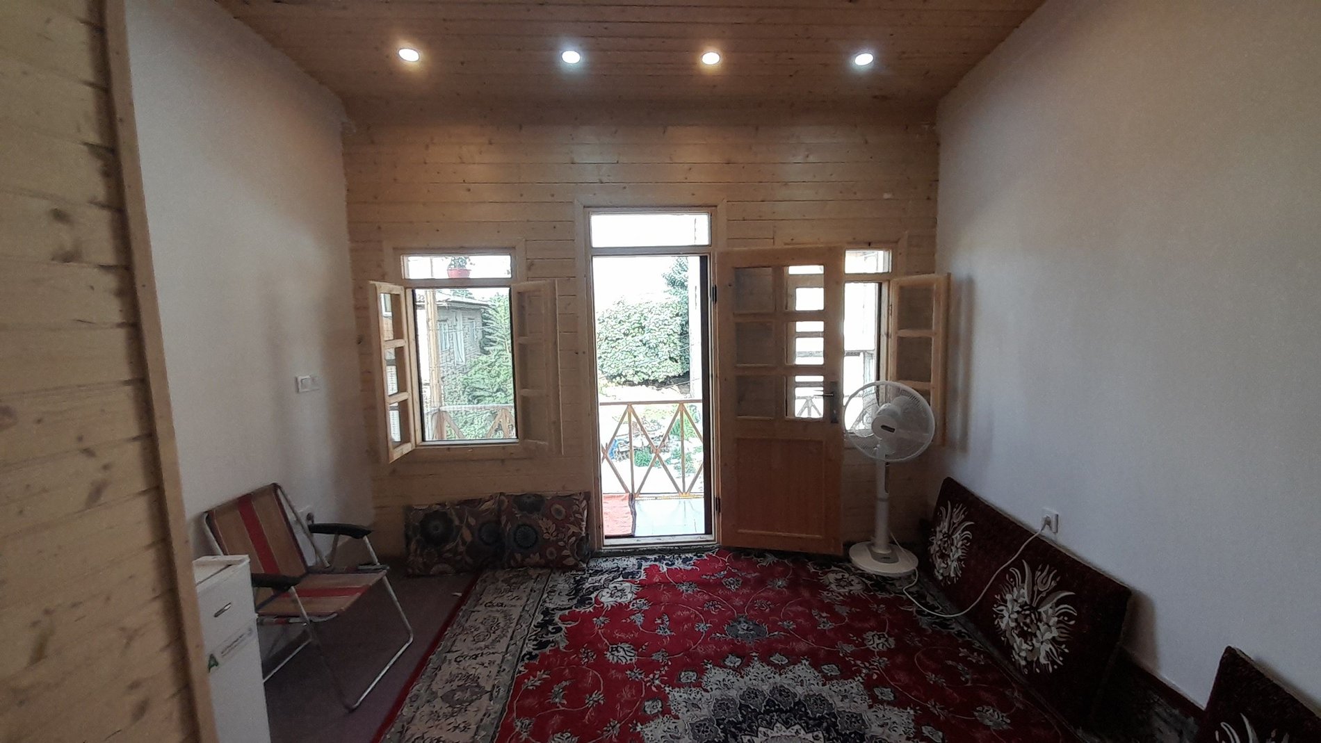 کلبه چوبیه  خوش نشین
