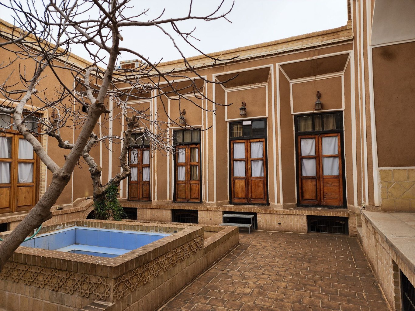 اقامتگاه سنتی خاطره کویر - واحد گنبد بیضی