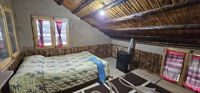 کلبه سه خوابه سنتی نارگل