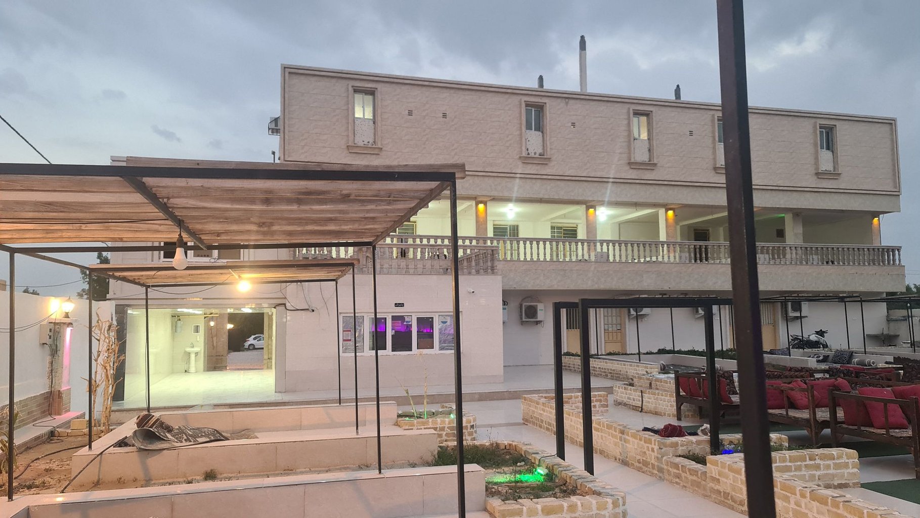 بومگردی سوفیا - واحد ۱