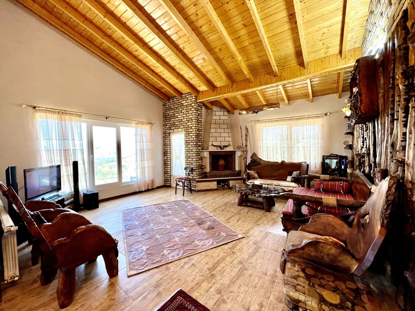 ویلا سه خوابه جنگلی یافتیان